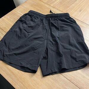 Gear men’s swim trunks. Fully lined. Size men’s small.